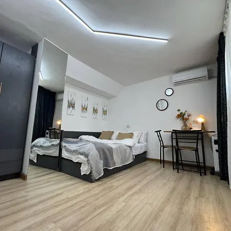 Appartement Next To The Sea, Center